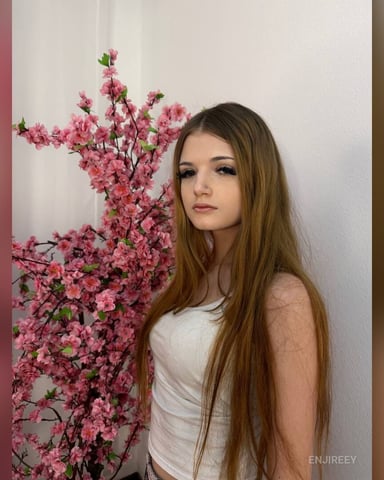 EnjiReey foto