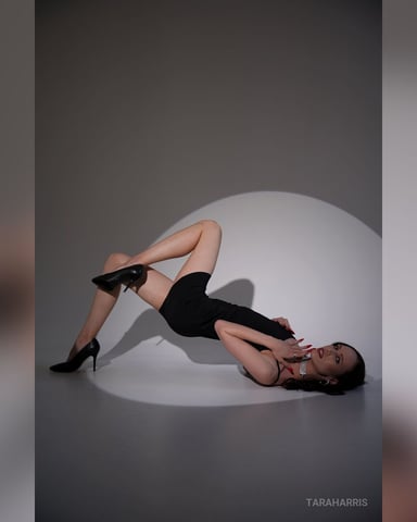 TaraHarris foto