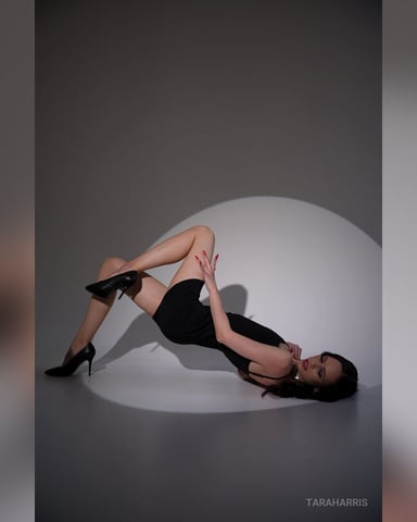 TaraHarris foto