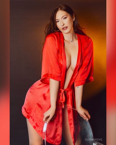 OliviaReeve photo