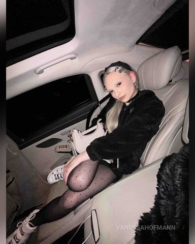 VanessaHofmann photo