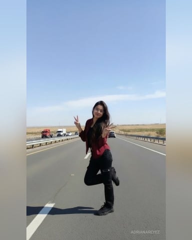 AdrianaReyez Foto