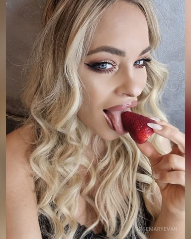 RosemaryEvan photo