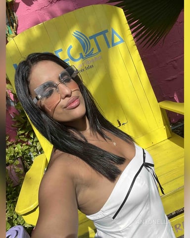 Antonella Foto