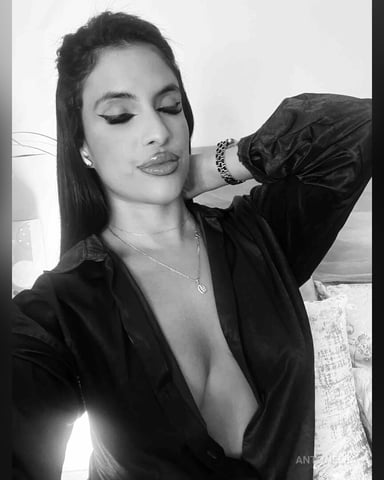 Antonella Foto