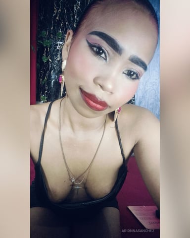 AridnnaSanchez foto
