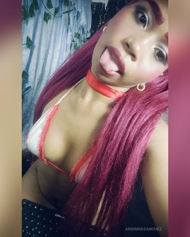 AridnnaSanchez foto