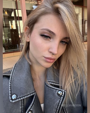 MellMaroon photo