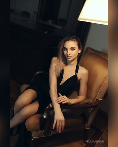 MellMaroon photo
