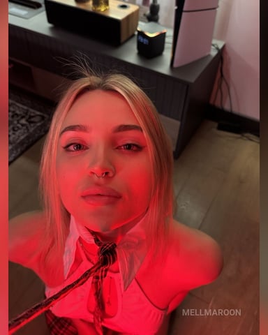 MellMaroon photo