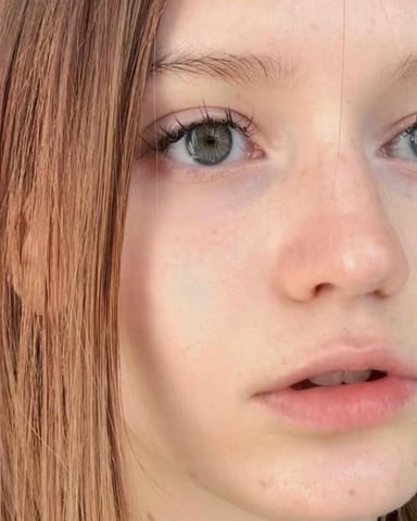 AmeliaDervis Foto