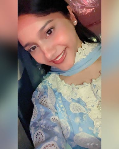 AriaElla photo