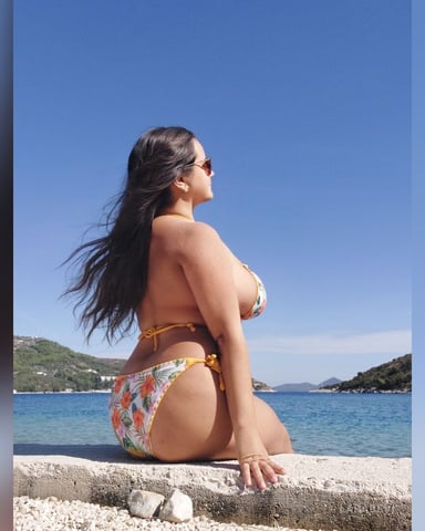 LaraDevi Foto