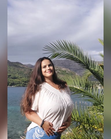 LaraDevi Foto