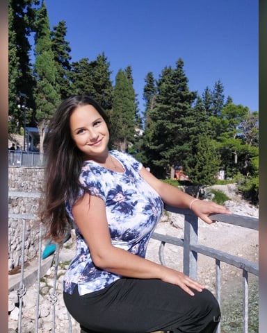 LaraDevi Foto
