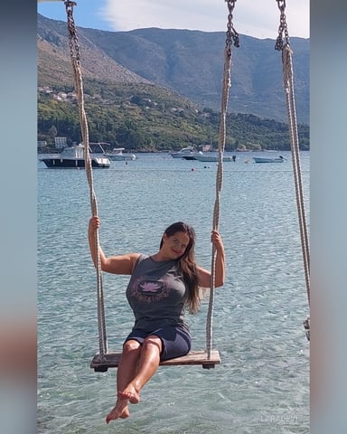 LaraDevi Foto
