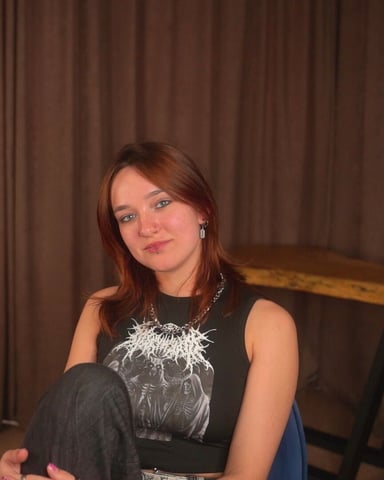 CharlotteMcLaug foto