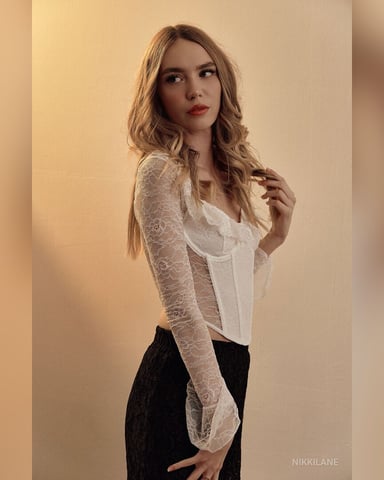 NikkiLane photo