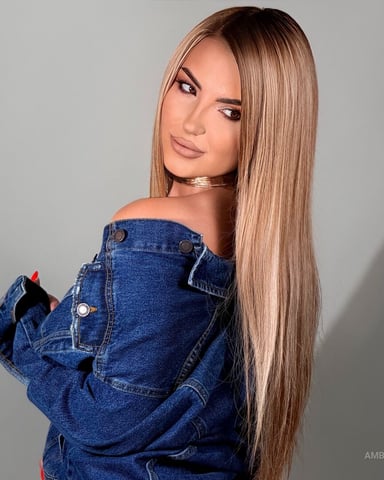 AmberLyn Foto