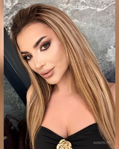 AmberLyn Foto