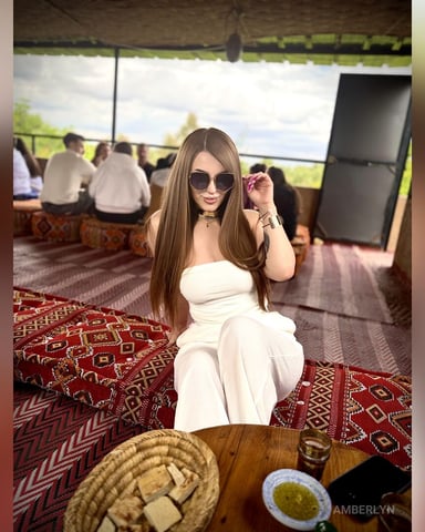 AmberLyn Foto
