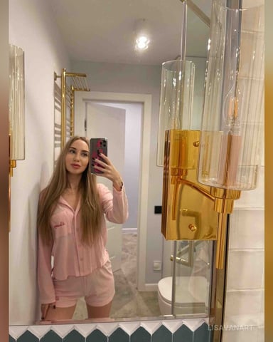 LisaVanArt photo