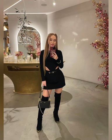 LisaVanArt photo