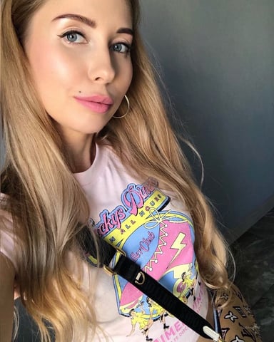 LisaVanArt photo