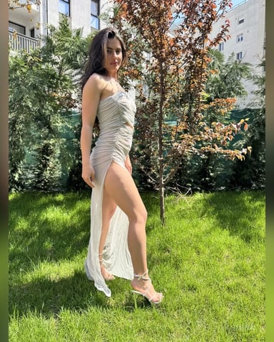 Yasmina Foto