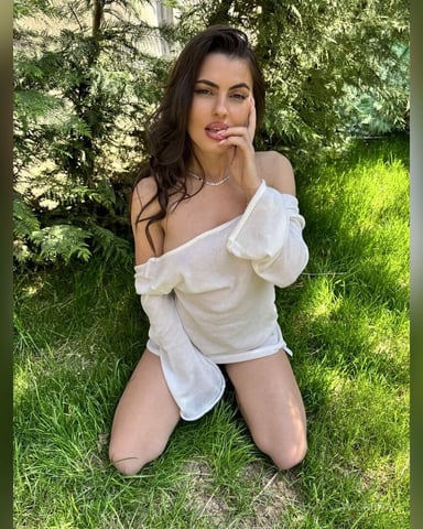 Yasmina Foto