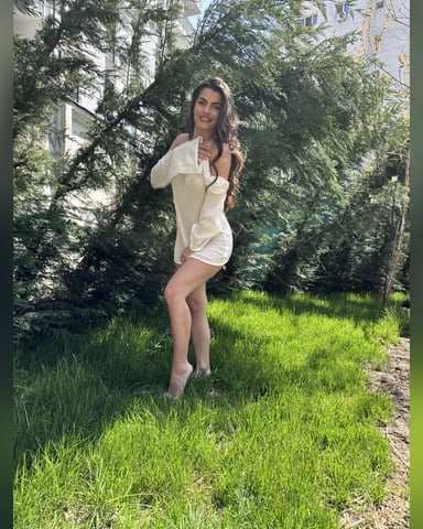 Yasmina Foto