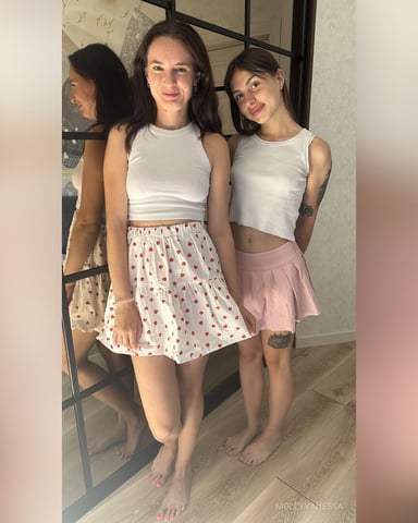 MollyVanessa foto