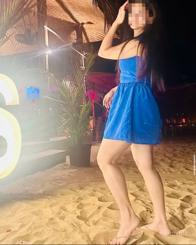 NancyNia foto