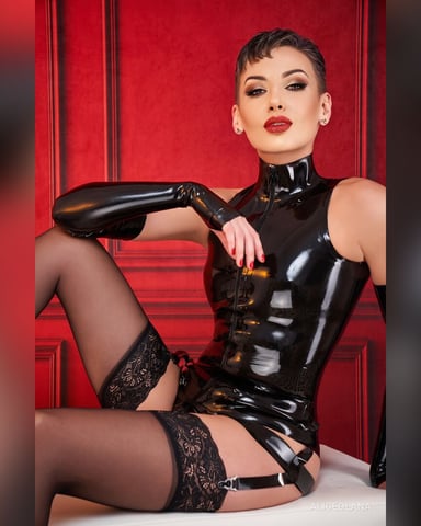AliceOlana photo