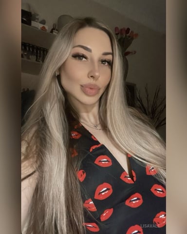 LisaVale photo