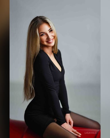LisaVale photo
