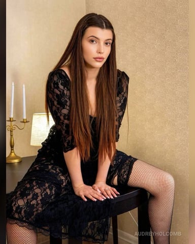 AudreyHolcomb foto