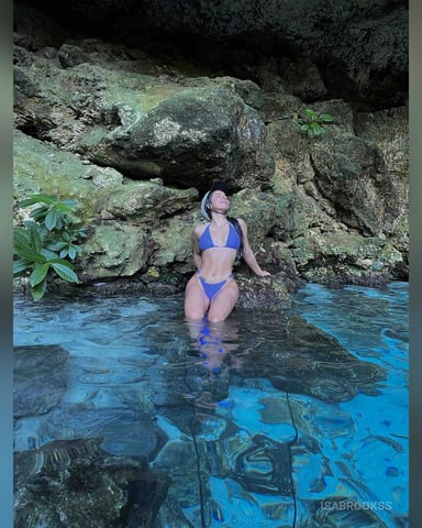 IsaBrookss Foto