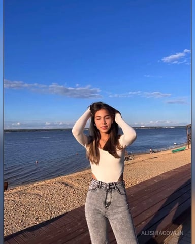 AlishiaCowlin photo