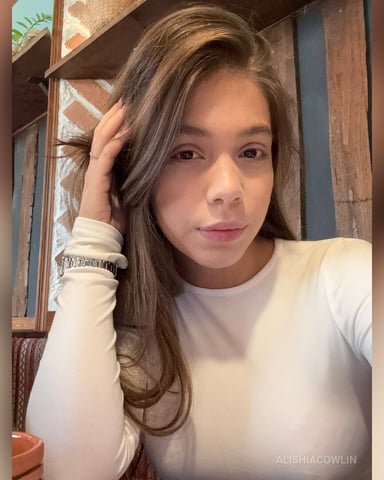 AlishiaCowlin photo