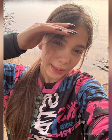 AlishiaCowlin photo