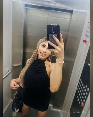MiaAuren foto