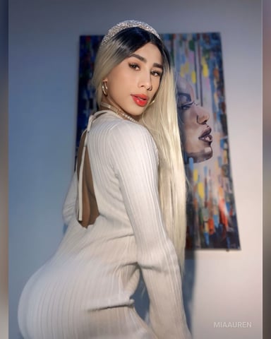MiaAuren foto