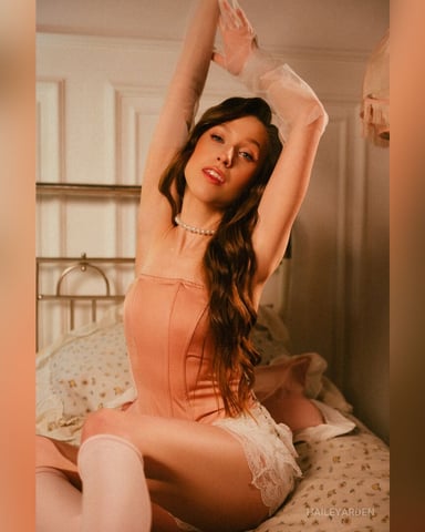 HaileyArden foto