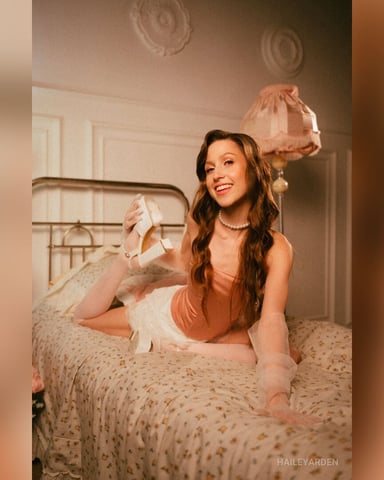 HaileyArden foto