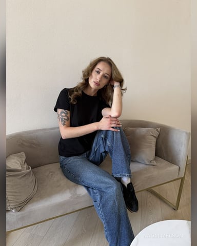 NaomiMelson photo 4