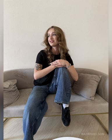NaomiMelson photo 2