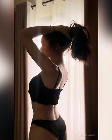 AnaSamson Foto