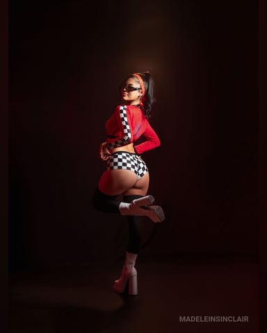 MadeleinSinclair photo