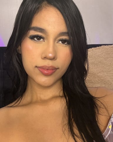 MadeleinSinclair photo